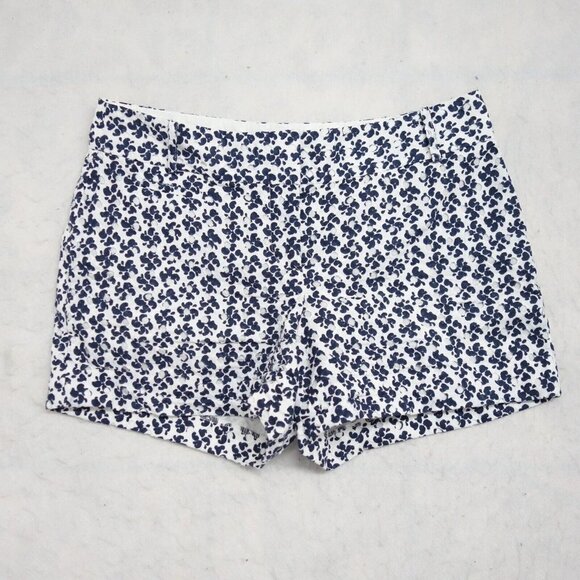 LOFT Riviera Shorts Women 4 White/Navy Blue Eyelet Regular-Fit Flat Front Cotton - Picture 1 of 7